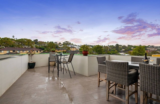 Dee Why Sky High A Radiant Coastal Couples Refuge