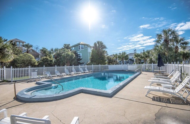 Deeded Beach Access and Community Pool