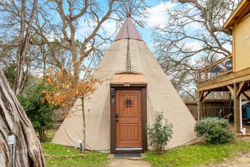 Deer Run - Tipi 2