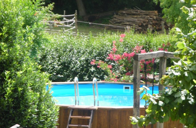 Delightful country house among woods, vegetable gardens and vineyards