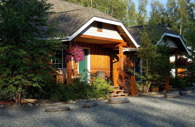 Deluxe suite within walking distance of downtown Talkeetna