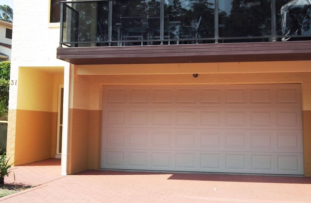Deluxe Townhouse on Tallwoods Golf Course, Swimming pool and tennis court