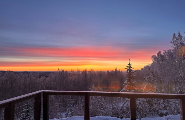 Denali Escape – Secluded 2BR Cabin w/Panoramic Views 2Hrs Drive to Denali