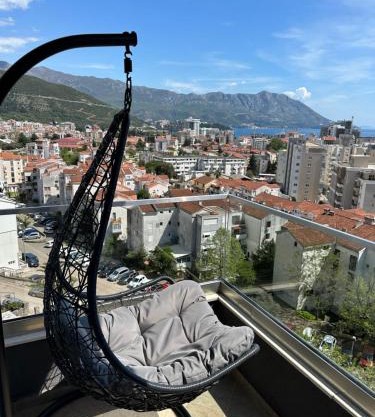 Deniz manzaralı ferah daire