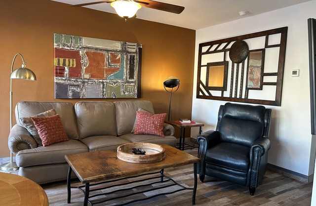 Desert Morada Casita I: 2 Bedroom 1 Bath Dog Friendly maximum 2-NO OTHER PETS