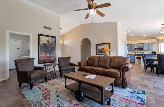 Desert Paradise w/Spectacular Views! Just blocks to Golf & Downtown Cave Creek Shops & Restaurants!