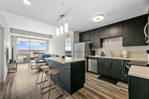 Designer Finishes & City Views