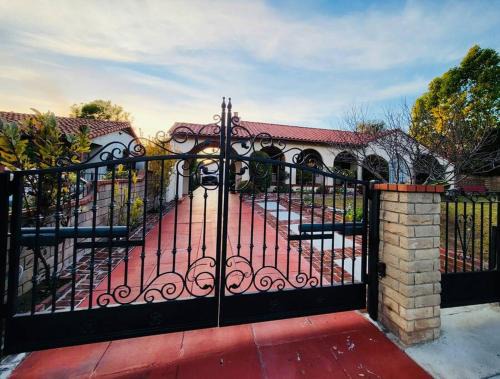 Detached Guesthouse in Monrovia/Los Angeles