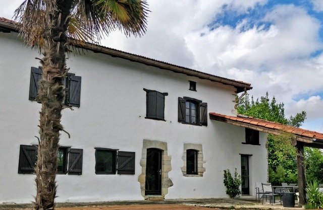 Detached house with private pool