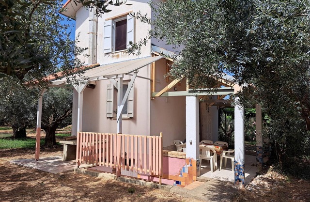 Detached holiday house amid an olive grove, calm and idyllic located | Ilia, Pel