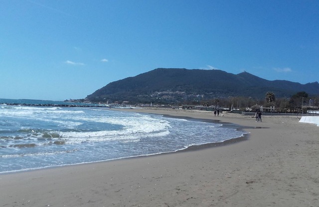 Detached house on 2 levels near the sea, newly renovated, super-equipped