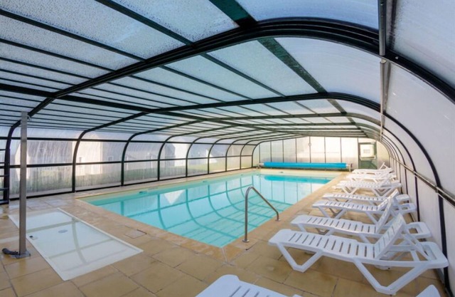 Deux pas de la Plage! Appart sympa, accès Piscine