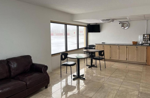 Devils Lake Inn By OYO Near Devils Lake Regional Airport
