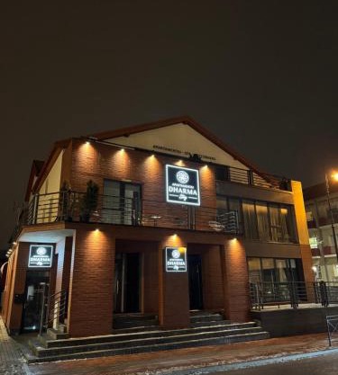 DHARMA Stay APARTAMENTAI su terasa ir vaizdu į miestą