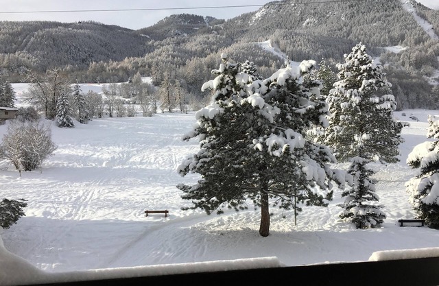 Directly on the slopes of SERRE CHEVALIER 1400, very comfortable studio