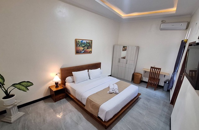 Discover a green paradise in the heart of the city at Green House Apartments