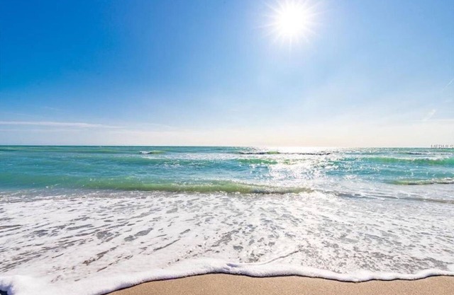 "Discover Your Coastal Oasis in Longboat Key, FL" and St. Armands Area