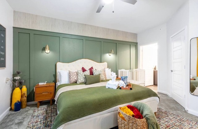 Discover your upscale retreat in historic San Antonio. This modern apartment offers a seamless blend of comfort and convenience, with amenities designed for military, medical professionals, families, & displaced guests. Your perfect home base awaits.