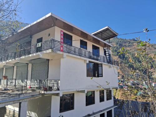 Divine Hills home stay
