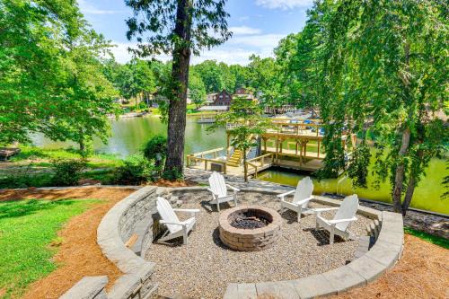 Dock and 2-Story Boat Slip Badin Lake Cabin
