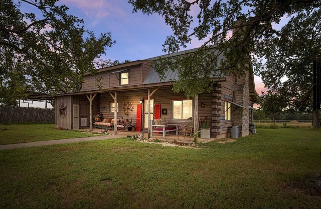 Doe Creek Horse Ranch in Bandera