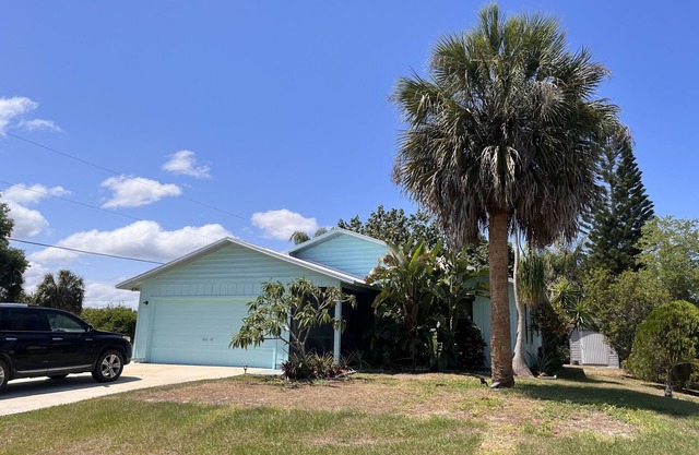 Dolphin House