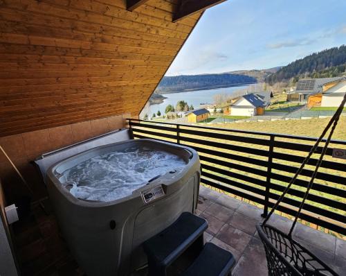 Dom Na Wzgórzu WODA na wyłączność JACUZZI SAUNA ROWERY
