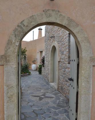Domus Arch Stone House