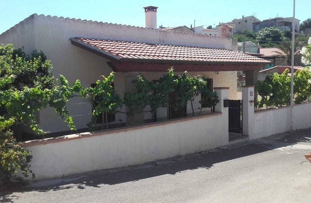 Domus Pittinuri (Q1341) - Santa Caterina di Pittinuri - Independent House