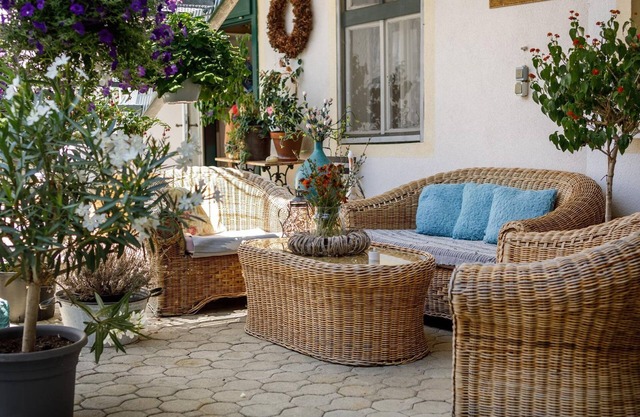 Doppelzimmer mit Boxspringbett, Balkon - Pension Laubenhof