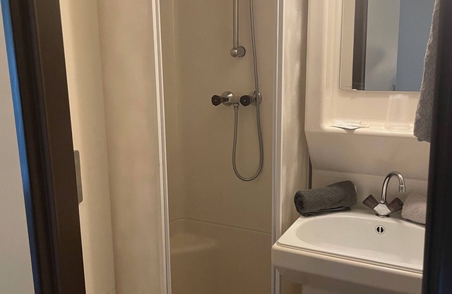 Doppelzimmer mit Dusche Toilette und Frühstück, Mitten ins Molltal Hohe Tauern