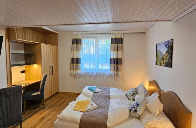 Doppelzimmer Reißeck mit Indirektem Balkon - Gästehaus Bärwald