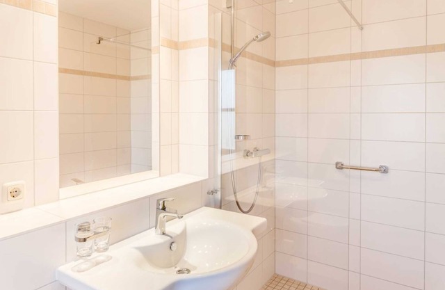 Doppelzimmer Werder - Ferienwohnung mit Seeblick - Fischerhafen Plauer See