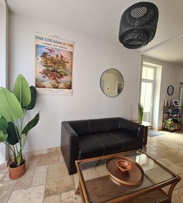 Dors Fée Duplex avec Toit-Terrasse et Salle de Jeux - Centre Bourg à 4 min du Puy duFou