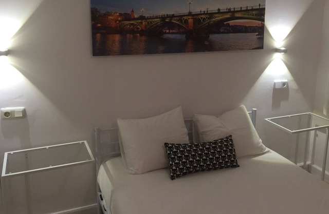 Double room with bathroom 5. In 2 bedroom apartment