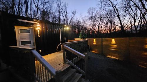 Double Container Cabin
