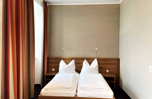 Double room (C) 116 - IBS Meeting Center