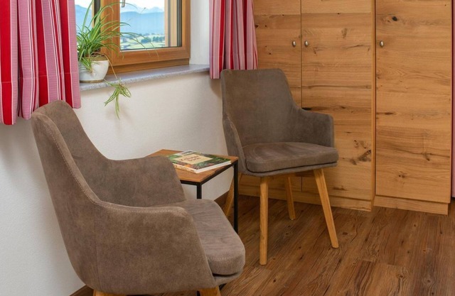 Double room castle view P* - Landhaus Brunner "Beim Veit"