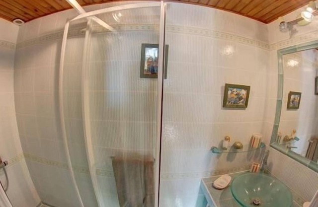Double room-Classic-Wet room-Chambre Verte