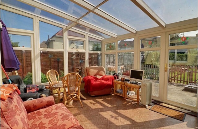 Double Room Free WIFI - Close to Central London & Heathrow Airport