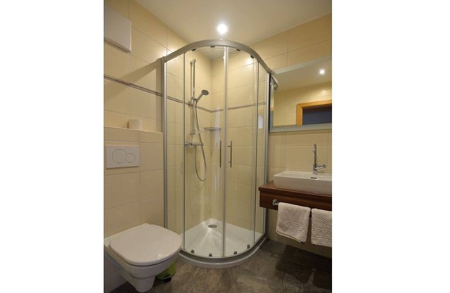 Double room PEAR with balcony and lake view - Grablerhof