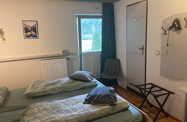 Double room, shower, WC, mountain side - Mölltaler Appartements