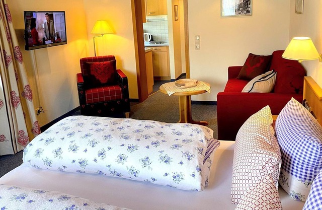 Double room with shower, WC, No. 2 - Gatterhof - Family Malzer