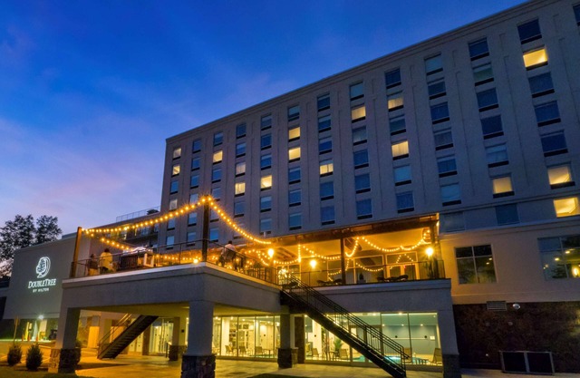DoubleTree by Hilton Hotel Niagara Falls New York