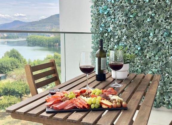 Douro Escape - Riverfront Apartment