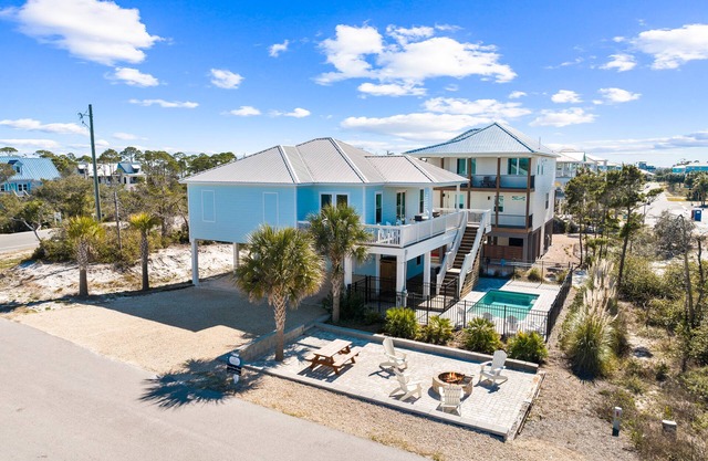 Down the Shore: Stunning Gulf Views, North Cape, Private Pool, Pet Friendly!