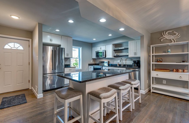 Downtown Annapolis Townhome ! Beautiful!