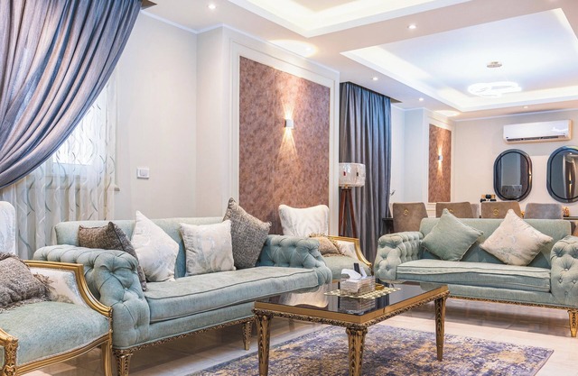 Downtown Cairo. New cozy spacious luxurious apartment. 4mins walk Metro