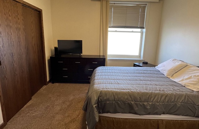 Downtown Condo!!