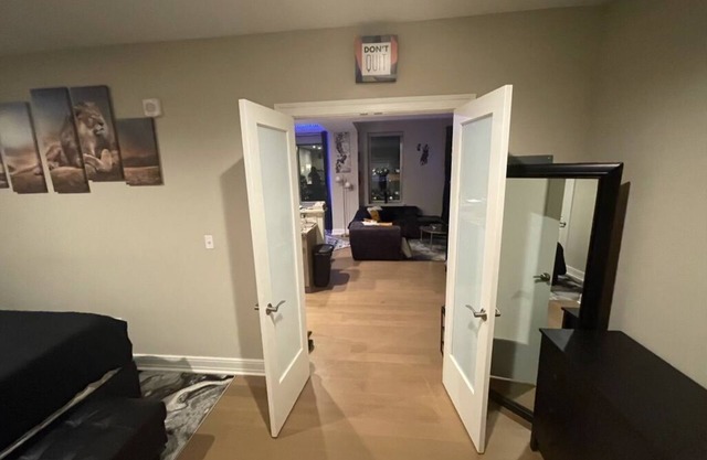 Downtown Luxury Apt- Long Term Stays Welcomed